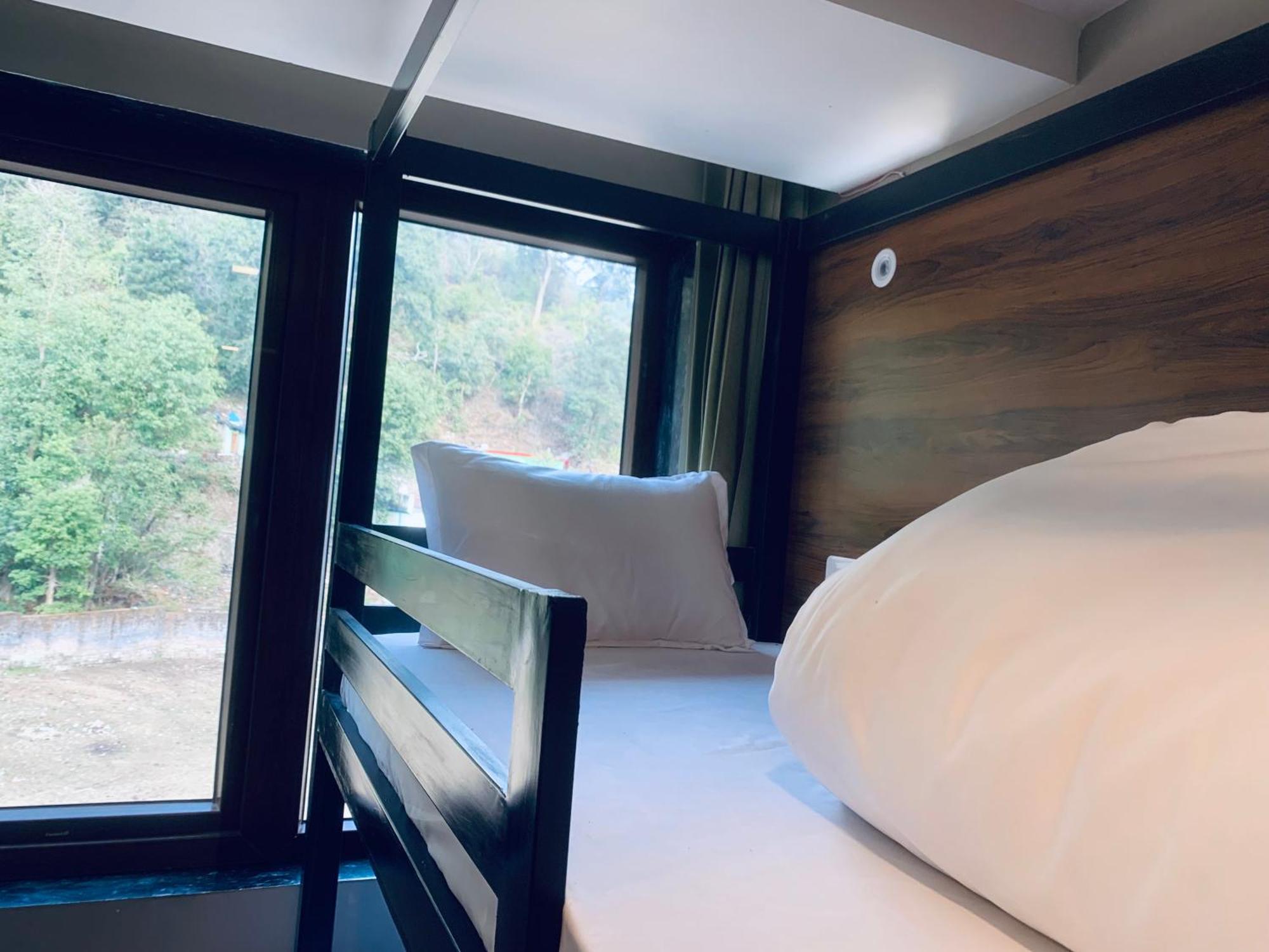 Hotel & Hostel Vimal Ganga Rishīkesh Екстериор снимка