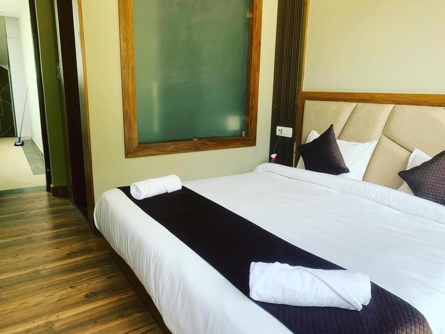 Hotel & Hostel Vimal Ganga Rishīkesh Екстериор снимка